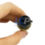 3-Pin electrical connector view for CAT oil pressure sensor 194-6722.