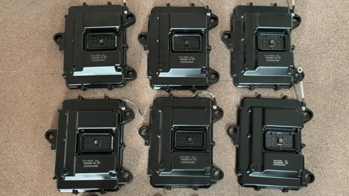 Aftermarket replacement ECM controller for Caterpillar engines